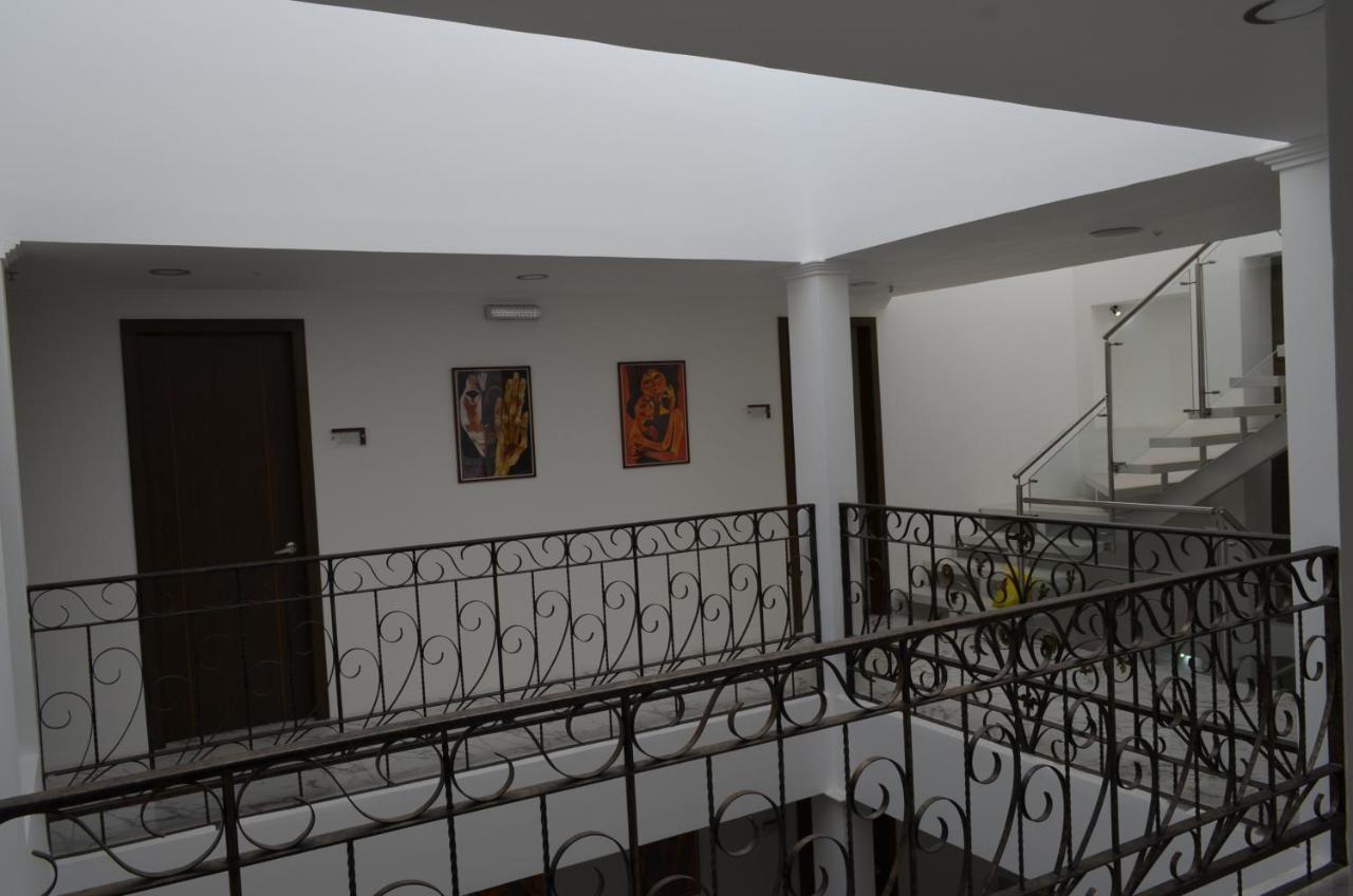 Hotel Gran Mariscal Quito Esterno foto