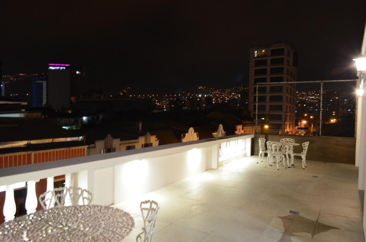 Hotel Gran Mariscal Quito Esterno foto