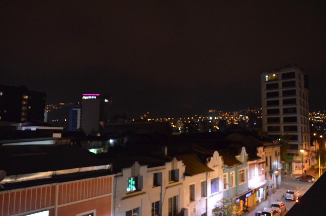 Hotel Gran Mariscal Quito Esterno foto