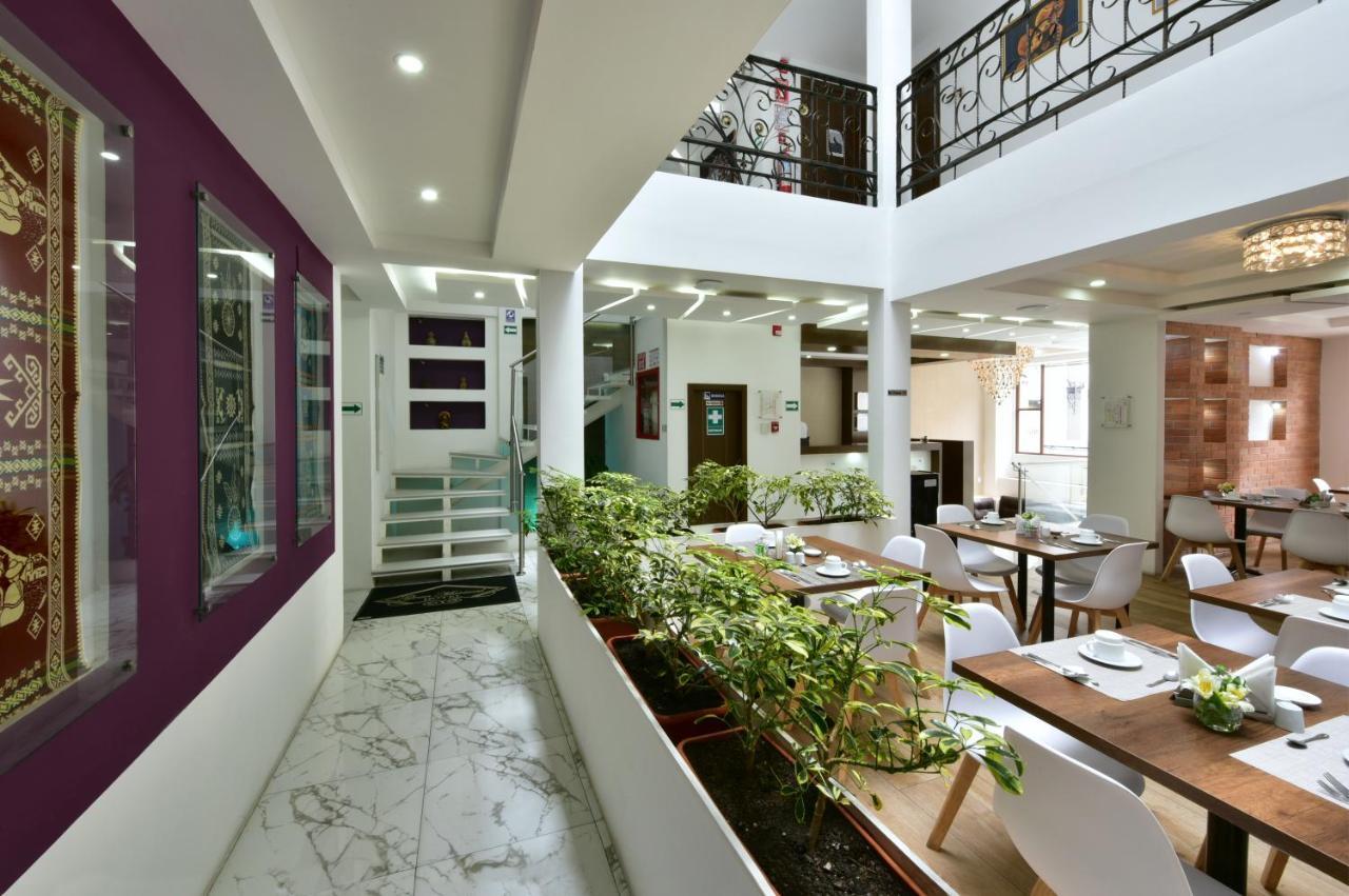 Hotel Gran Mariscal Quito Esterno foto